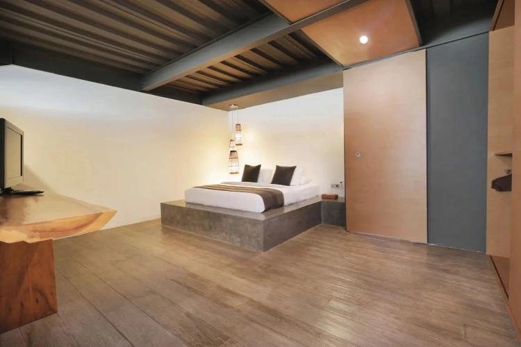 No.2 Loft