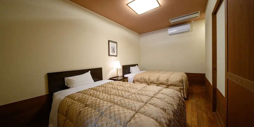 Hananoya Japanese-style room