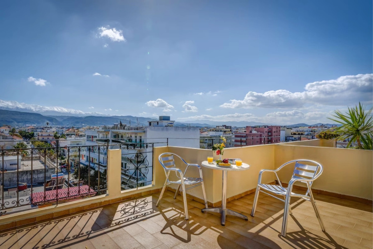 Chrispy City Living Hotel