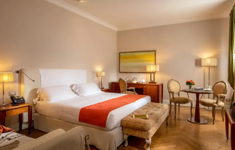 Vivaldi Elegance (Via Del Corso 75) Triple room