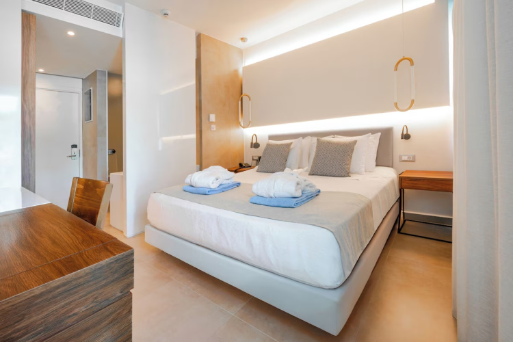 Calypso Beach Hotel