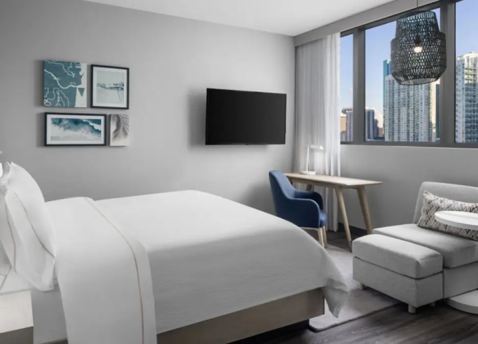 Double room with city view