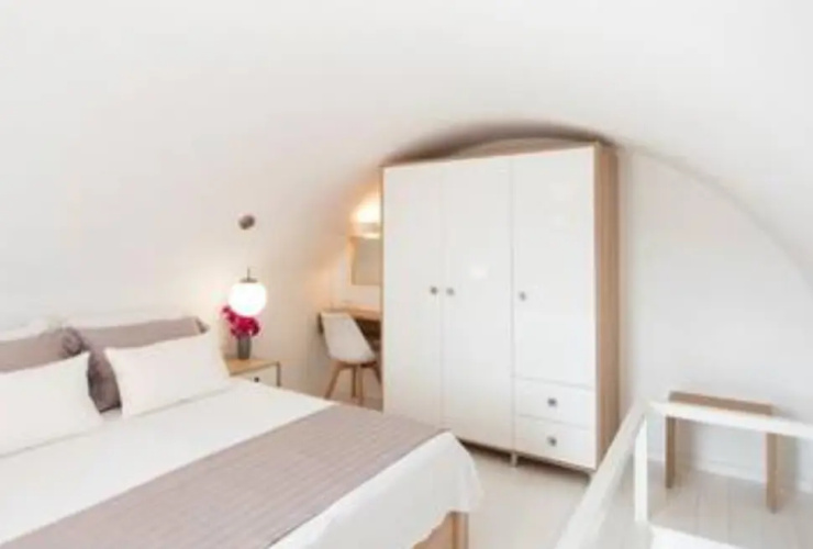 2 | Shared Heated Plunge Pool Suite