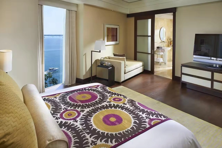 Premier Double Suite with bay view