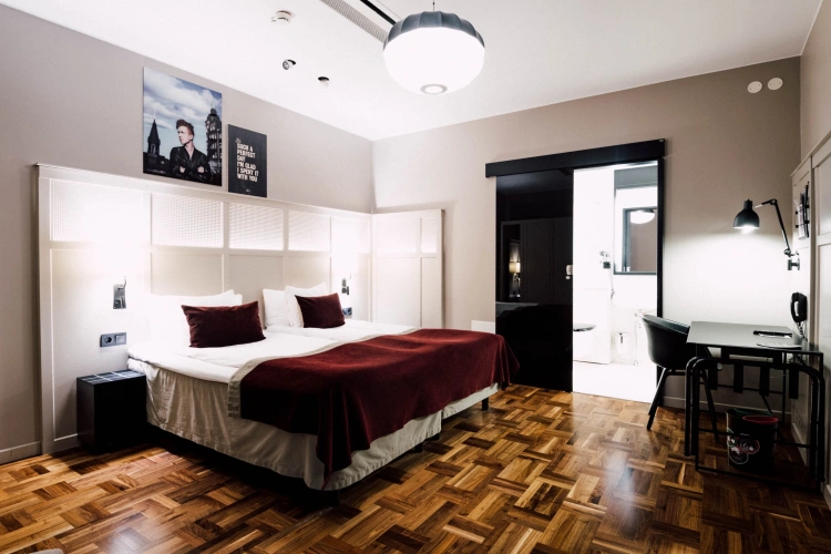 Twin Cabin without Window