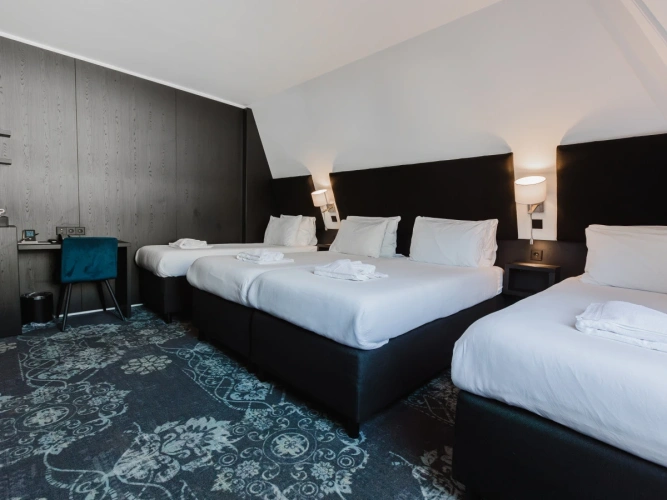 Classic Quadruple room
