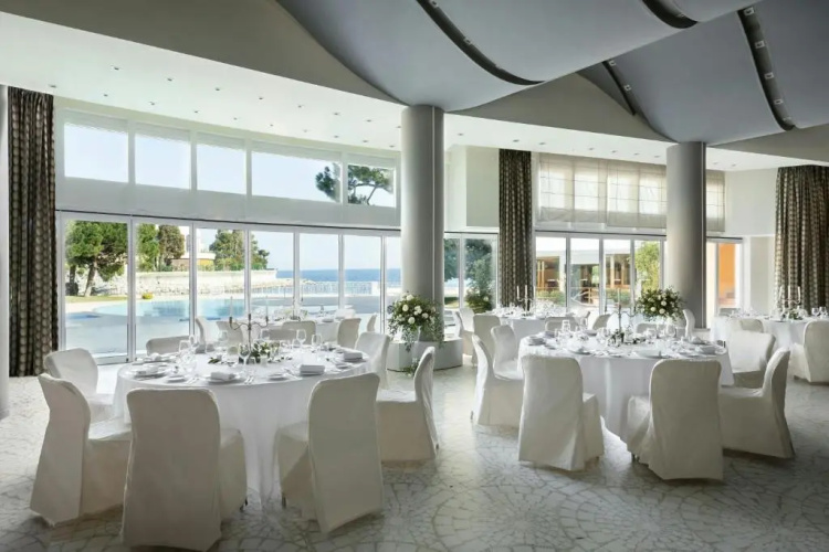 Le Meridien Beach Plaza photo 38