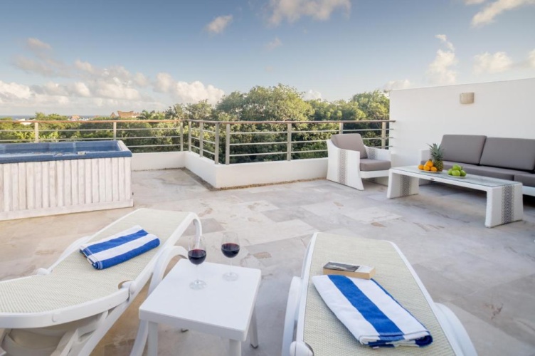 2 Bedrooms Private Rooftop Sextuple Penthouse