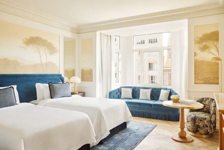Palace Twin room