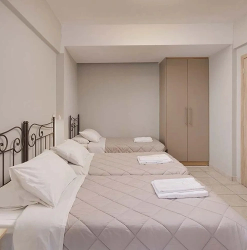 Triple room