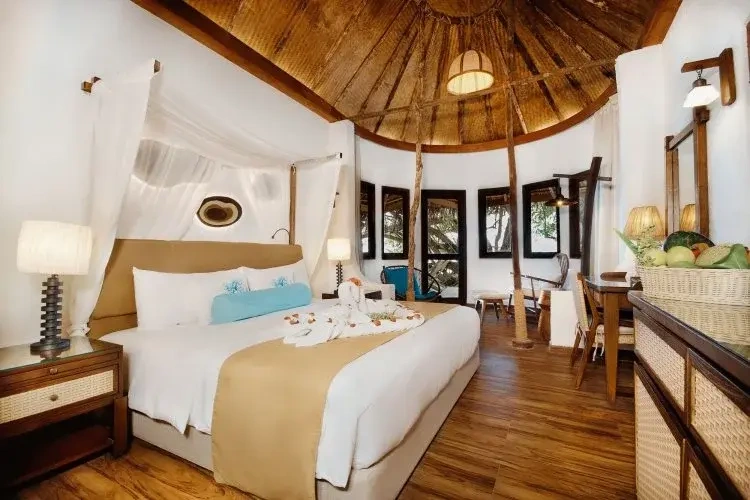 Deluxe Double Beach Bungalow