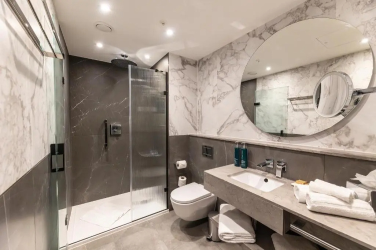 DoubleTree by Hilton Hotel London - Victoria photo 20