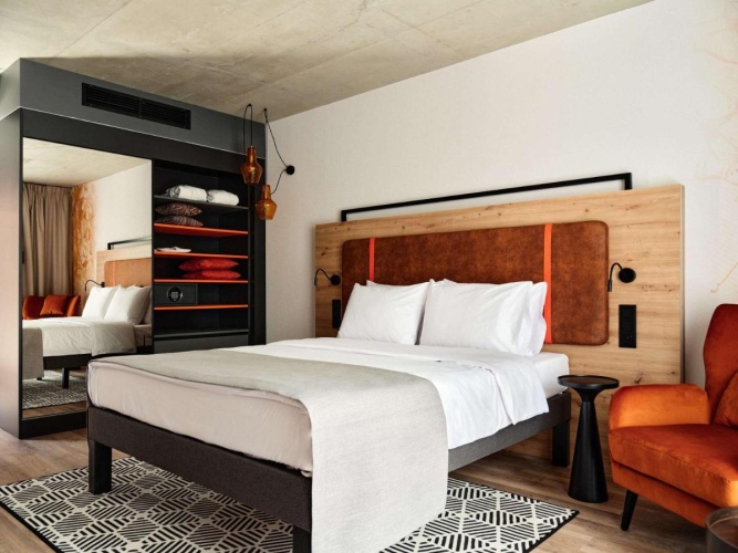 Guest rooms