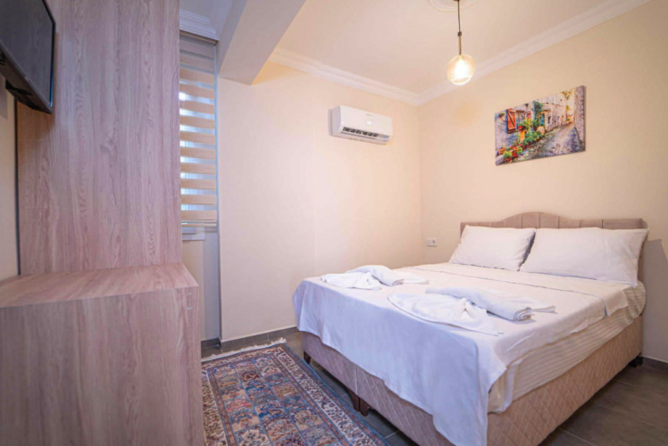 1+0 room