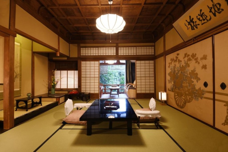 Luxury Japanese-Style room