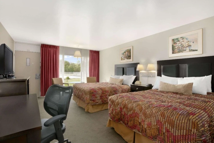 Mobility Accessible Twin room