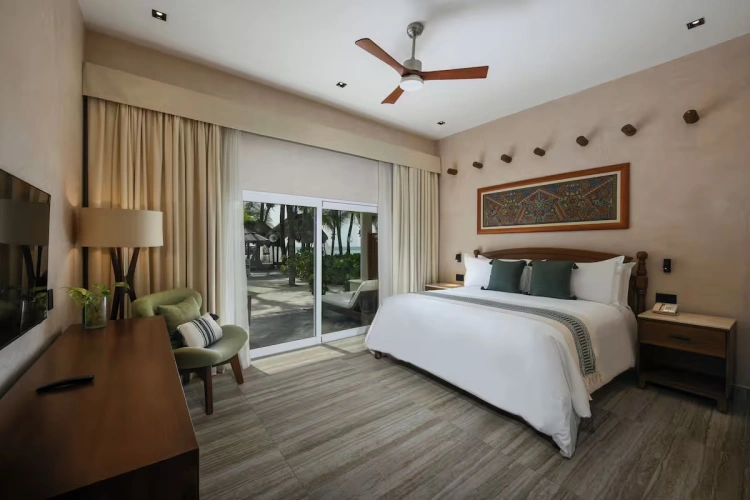 Double Suite beachfront