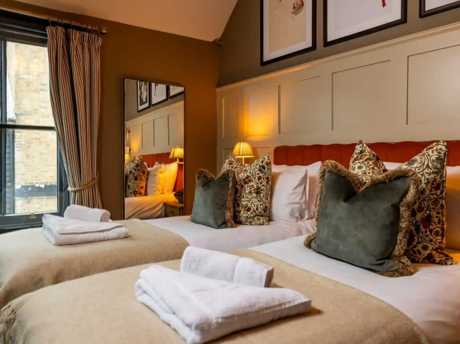 Twin room