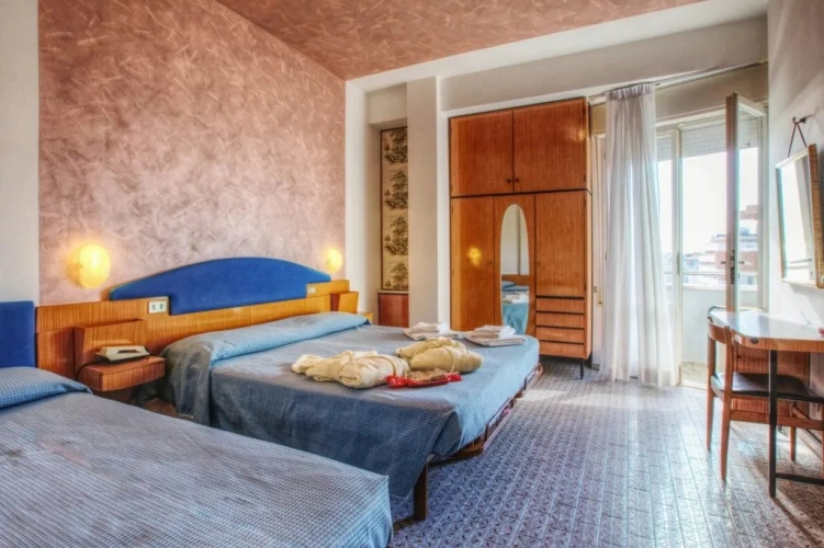 Capitol Comfort room