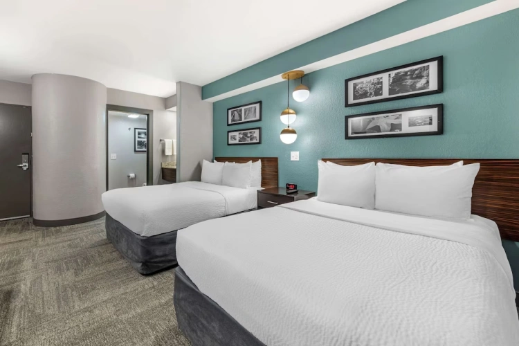 Twin room