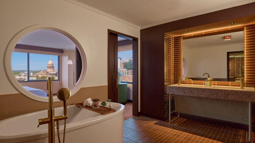 Downright Austin, A Renaissance Hotel photo 15