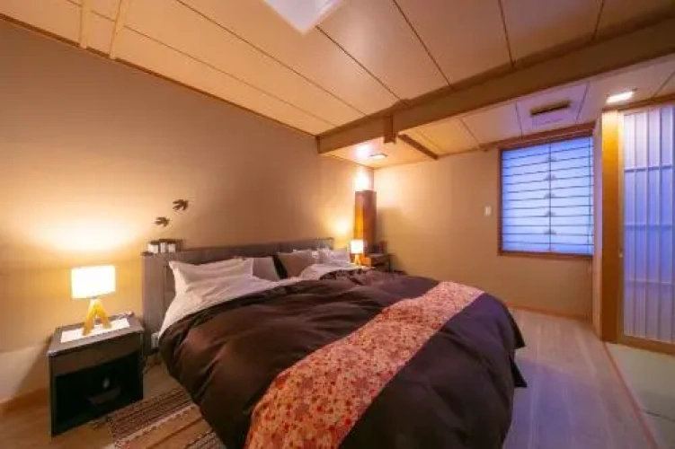 Large Twin room
