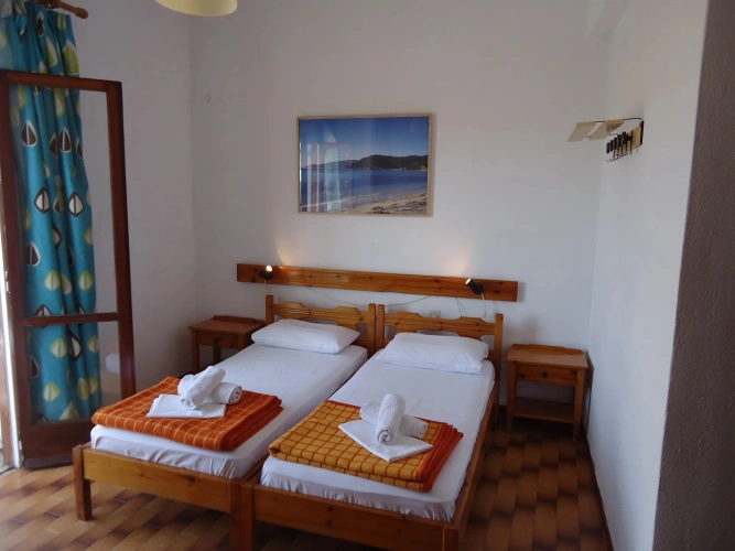 Overview Twin room