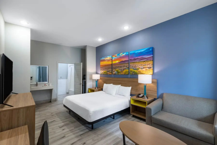 Mobility/Hearing Accessible Double room