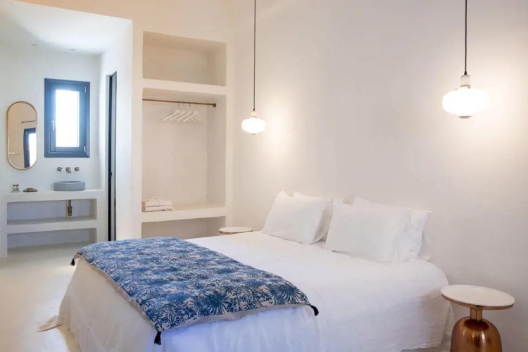 Standard Double Suite