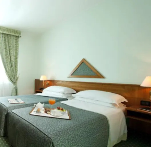 Twin room