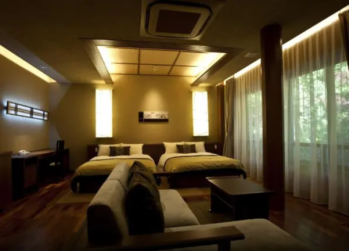 Premium Western-Style with Semi Open-Air Bath room