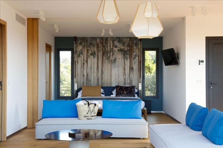 Double Suite