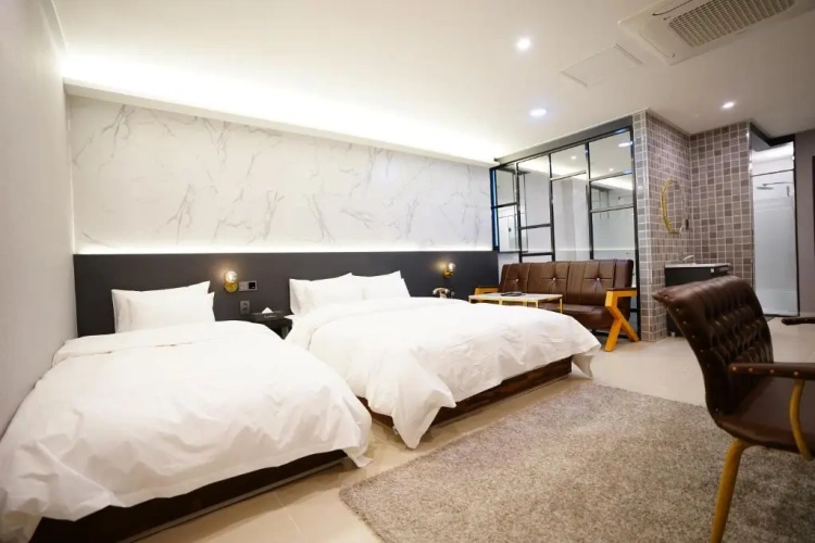 Superior Triple room