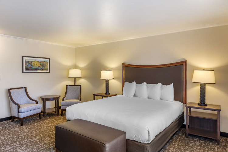 Best Western Plus Royal Oak Hotel photo 7