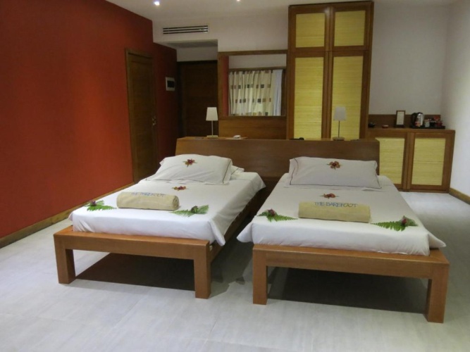 Twin room beachfront
