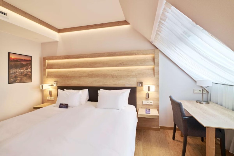 1 Bedroom Double Apartment