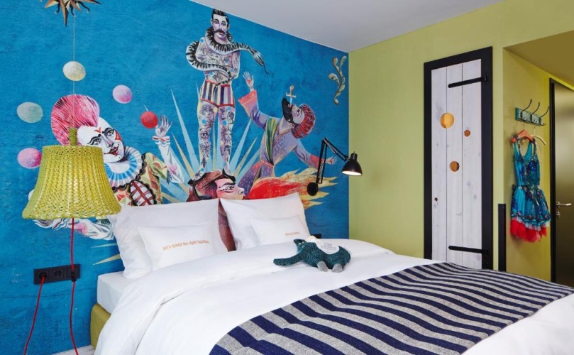 Medium Double room