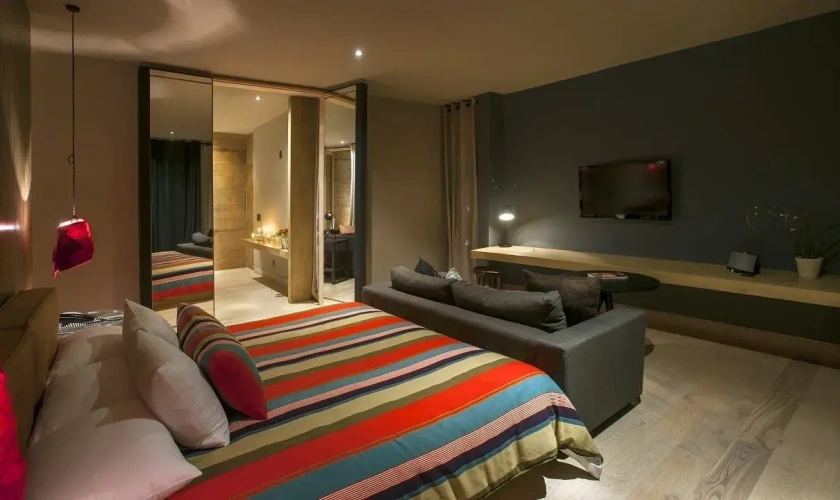 Deluxe Double Suite
