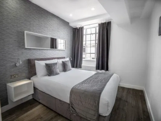 2 Bedrooms Apartment
