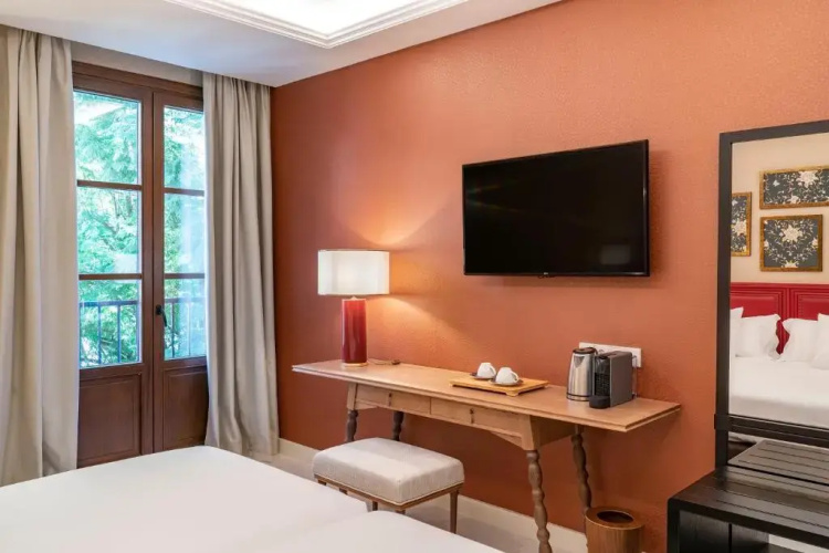 Hotel Vincci Molviedro