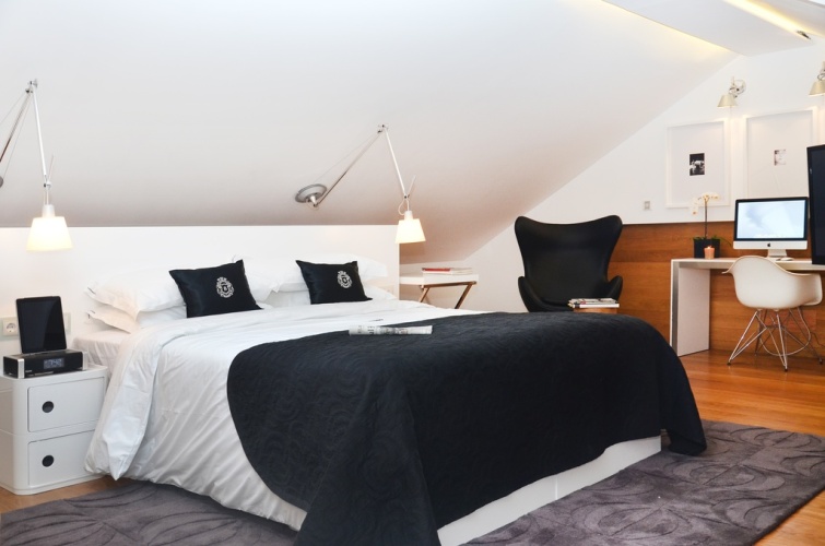 Double Suite with Castle View