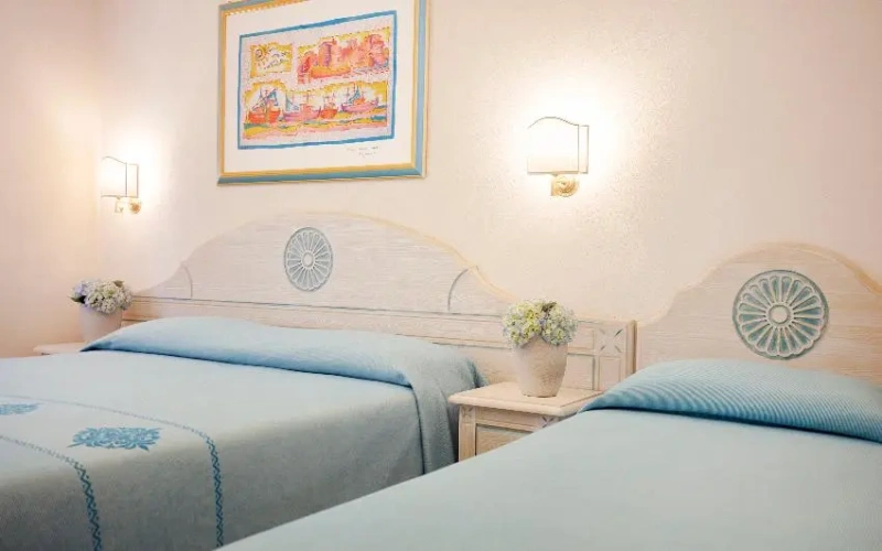 Triple room