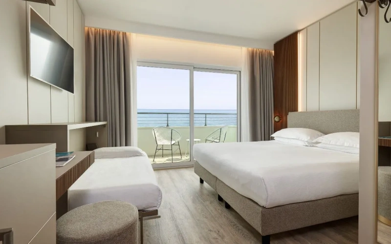 Look Double with extra bed room