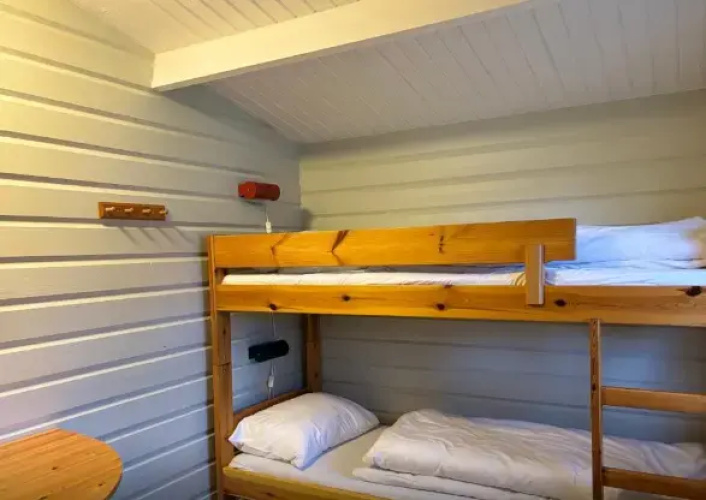 Standard Quadruple Cabin