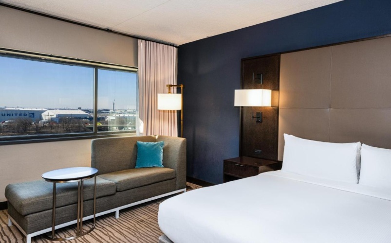 DoubleTree by Hilton Hotel Newark Airport photo 11