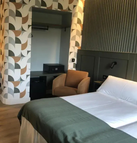 Nuria Hotel