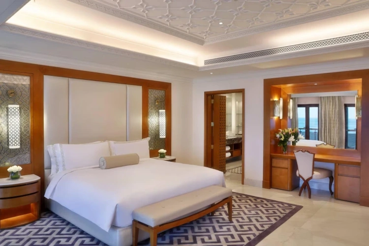 2 Bedrooms Presidential Top Floor Suite with balcony and with sea view