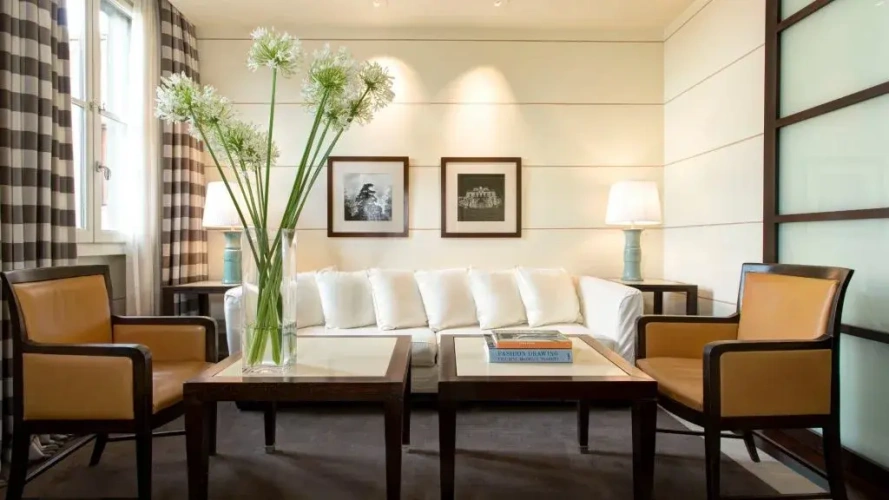 Gallery Twin Suite