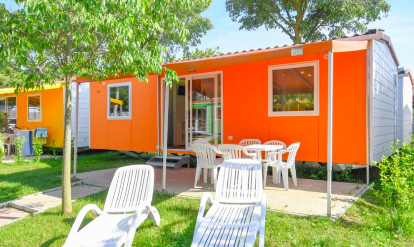 Rose Deluxe Mobile Home