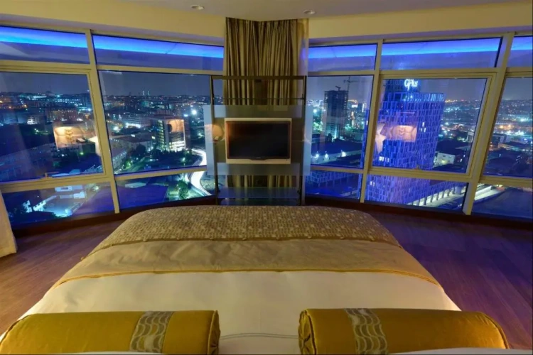 Double Suite